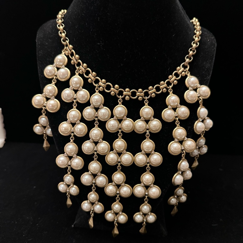 Vintage Stella & Dot Faux Pearl Gold Tone Cascading Bib Necklace/Delilah